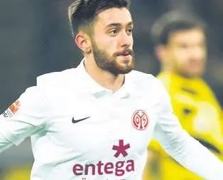 Löw İslamiyet’e yenildi
