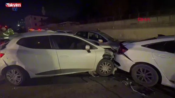 Çekmeköy’de 7 aracın karıştığı zincirleme kaza: 7 kişi yaralandı