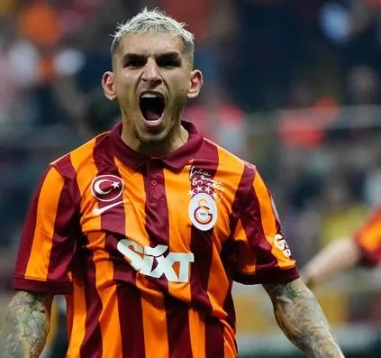 galatasaray-uruguayli-yildiz-lucas-torreiranin-sozlesmesini-2-yil-daha-uzatacak-1701902728416.jpeg