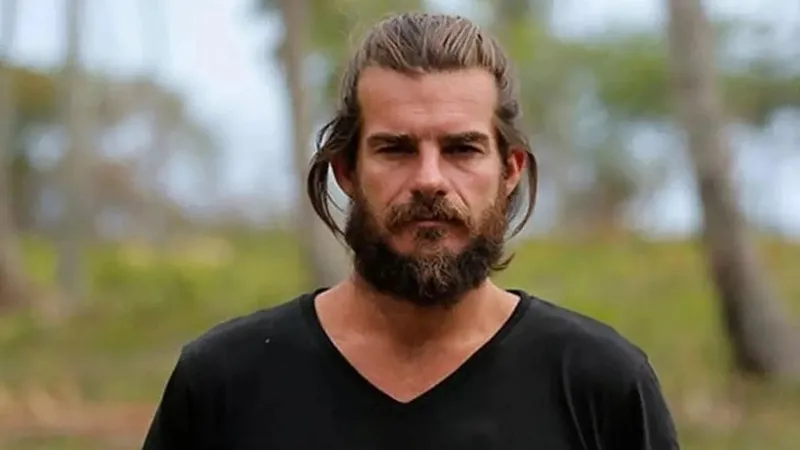 survivor-2024-kim-elendi-herkes-yunus-emreyi-beklerken-yarismaya-o-isim-veda-etti-yunus-emre-yaman-ozgur-batuh-1713393505437.jpeg Herkes Yunus Emre'yi beklerken yarışmaya o isim veda etti... Yunus Emre- Yaman, Özgür - Batuhan...-8