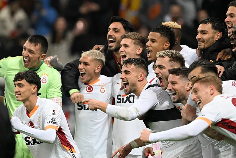 Galatasaray'da biletler kesildi! 5 ayrılık birden - 2