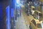 Polisin "dur" ihtarına uymadı: 18 yaşından küçük sürücü refüje çarparak kaza yaptı