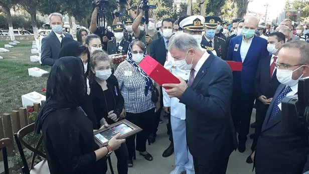 sehit-tuggeneral-sezgin-erdogan-son-yolculuguna-ugurlandi-1599759253017.jpeg Şehit Tuğgeneral Sezgin Erdoğan son yolculuğuna uğurlandı!-4