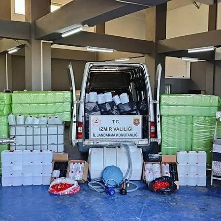 Kaçak içki imalathanesine baskın!