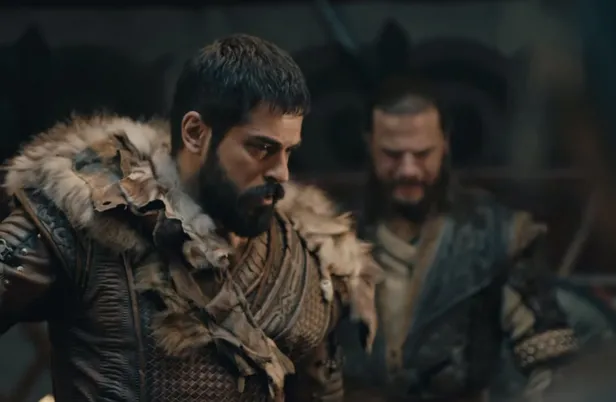 uc-beyleriyle-tek-hedef-inegol-kalesi-kurulus-osman-42-bolum-fragmani-hallac-pamugu-gibi-dagitacak-1609967597349.jpg