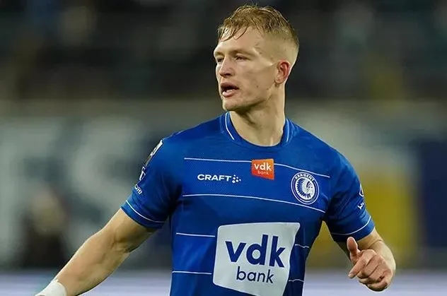 Galatasaray'da stoper transferinde hareketli saatler! %51 Olsen %49 Ortiz...