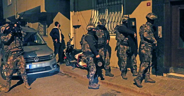 İstanbul'da şafak operasyonu-1
