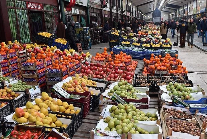 Meyve, sebze ve balık hallerine sıkı takip!