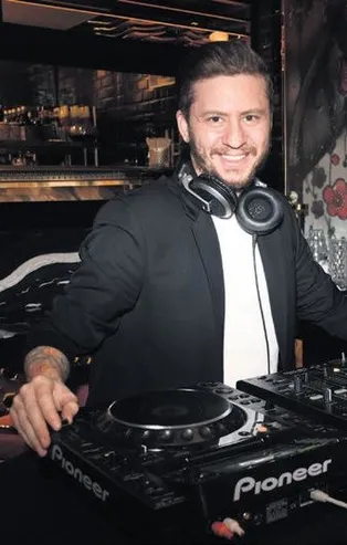 Merve Boluğur ile 53 gün evli kalıp boşanan Mert Aydın sonunda patladı