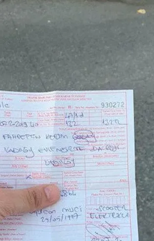 Elektrikli scooterla yola inen yandı: Polis ceza kesmeye başladı