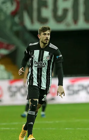 Fenerbahçe bitirdi derken Galatasaray devreye girdi! Beşiktaş'ın yıldızı Dorukhan Toköz...