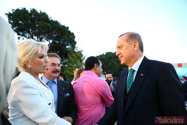 Cumhurbaşkanı Erdoğan İstanbul'da sanatçı ve sporcularla iftar yaptı - 41