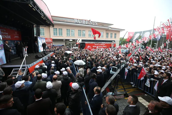 Son dakika: MHP Trabzon mitingi! MHP lideri Devlet Bahçeli'den Ekrem İmamoğlu'na Erzurum tepkisi: Trabzon'un yüz karası-9