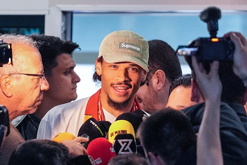 Sane transferi dünya basınında: Çılgınlık! 45 milyon euroluk maliyet - 3