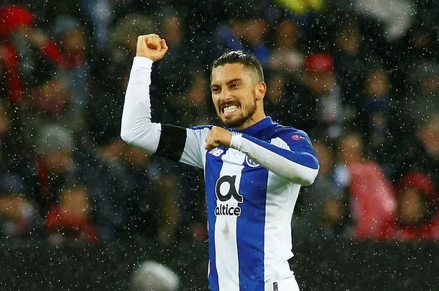 Alex Telles’ten Galatasaray'a 1.8 milyon €