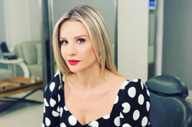 Atv Esra Erol'da son bölümde büyük skandal! Baba 'Kızım Dilber Demirel kaçırıldı' dedi anne evlendirdiğini itiraf etti!