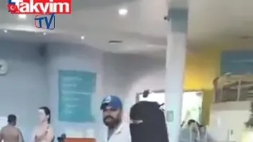 Müslüman kadına su parkında sözlü taciz!