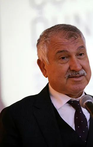 CHP'li Adana Büyükşehir Belediyesi Başkanı Zeydan Karalar'ın icraat karnesi bomboş! Söz verdi yapmadı!