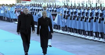 Başkan Erdoğan Hırvatistan Cumhurbaşkanı Kitaroviçi resmi törenle karşıladı