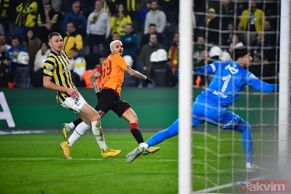 Ne yaptın sen Mauro Icardi! Kendini aştı Wanda Nara 'alev' attı - 14