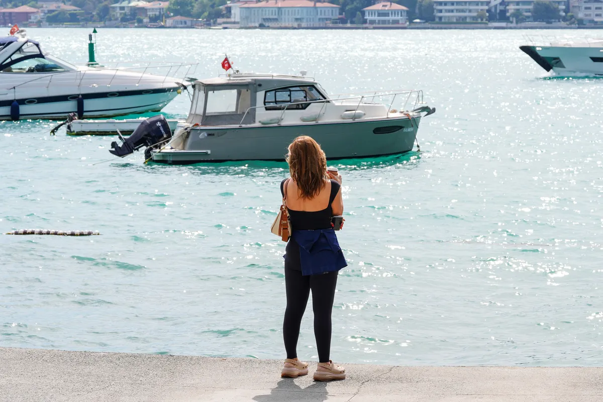 Meteoroloji'den sıcaklık alarmı: İstanbul'da o İlçeler 33 dereceyi görecek! Hafta sonu yağışlı sistem geliyor-8