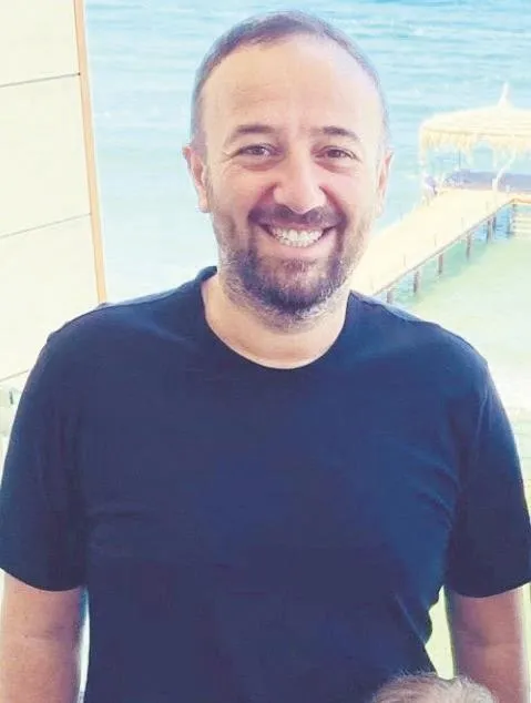 duygusal-erdinc-1600554612121.jpeg Hande Demir’den boşanan işadamı Erdinç Acar yeni sevgilisi Duygu Bal ile ilk kez görüntülendi!-2