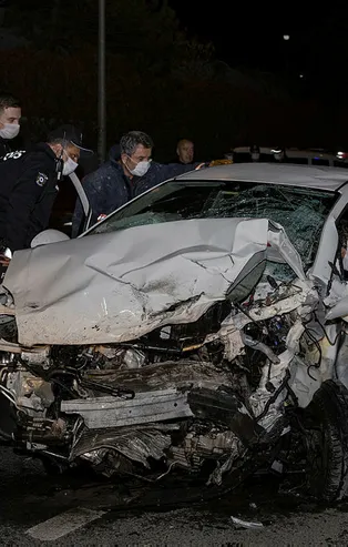 Ankara'da feci kaza! Kafa kafaya çarpıştılar