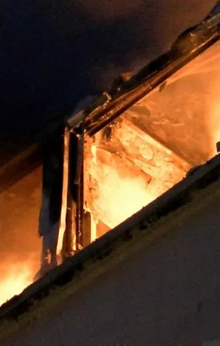 SON DAKİKA: Perpa'da korkutan yangın!