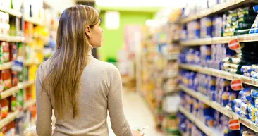 Gıda terörü dur durak bilmiyor! Tarihi geçmiş ürünleri tekrar rafa koyabilmek için...