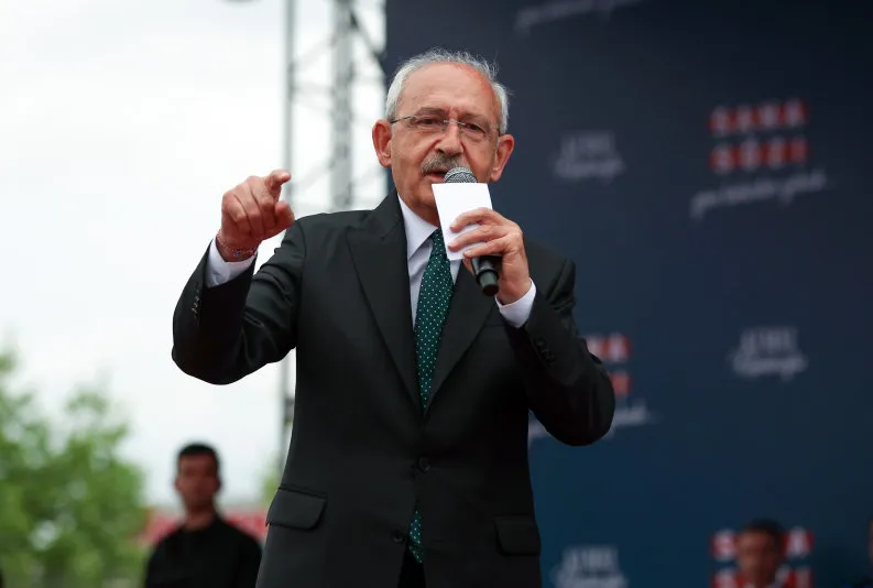 Kılıçdaroğlu’na Düzcelilerden pankart golü