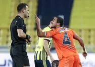 Fenerbahçe - Medipol Başakşehir maçında üst üste 3 kırmızı kart çıktı! Rafael, Okan Buruk ve İrfan Can...