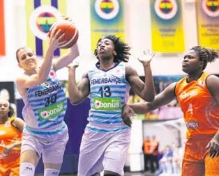 Kırık parmakla oynadı alkışlar Quanıtra’ya