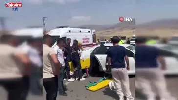 Muş-Varto yolunda can pazarı: 6 yaralı