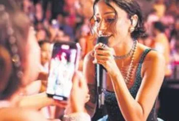 Zeynep Bastık'ın yaz turnesinde durağı Bodrum! ''Ruhumuz serinlesin''