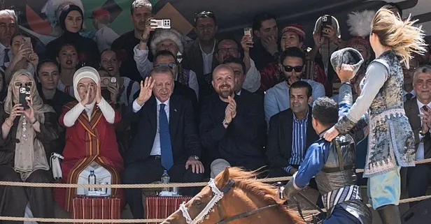 Başkan Erdoğan'dan Etnospor'a ziyaret! O anları ayakta alkışladı