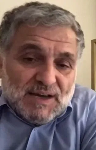 CIA güdümlü vakıflardan oluk oluk dolar alan çakma solcu Ruşen Çakır, rezaleti "özgür gazetecilik" diye savundu