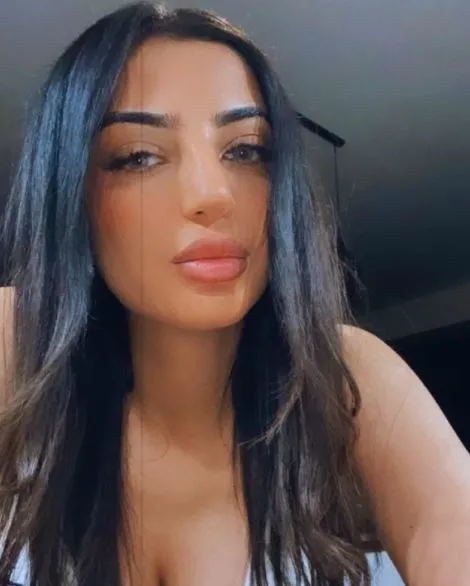 fenerbahceden-kacan-futbolcu-max-kruseden-tokyo-2020de-dilara-mardineye-kurtce-evlenme-teklifi-1627246479784.jpg Fenerbahçe'den kaçan futbolcu Max Kruse, Tokyo 2020'de Dilara Mardine'ye Kürtçe evlenme teklifinde bulundu-3