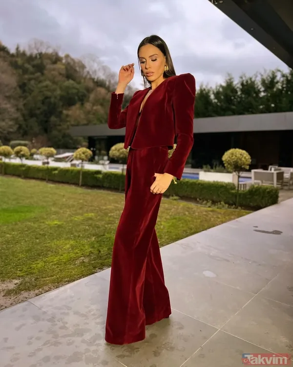 Şükran Ovalı 39 yaşını lüks villasının bahçesinden paylaştı! - 26