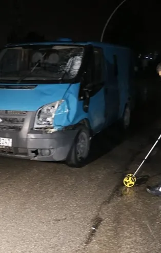 Adana'da panelvanın çarptığı yaya öldü