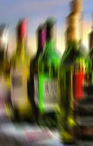 Tekel ve Migros'ta alkol fiyatları ne kadar? Alkol fiyatlarına zam geldi mi? 2022 güncel zamlı alkol fiyat listesi: Votka, Cin, Likör, Viski, Rakı...