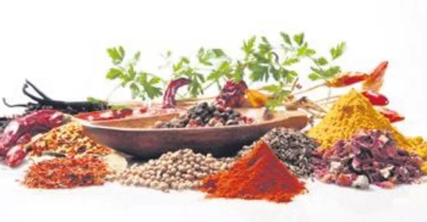 Sağlıklı bir hayatın yolu doğal besinlerden geçiyor! İşte baharatların faydaları