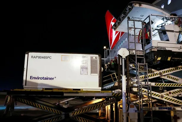 Son dakika: Koronavirüs Bilim Kurulu koronavirüs aşısı gündemi ile toplandı-4