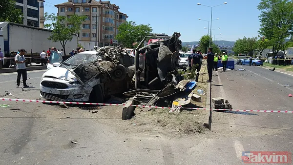 Bolu'da katliam gibi kaza: 4 otomobil birbirine girdi! - 12