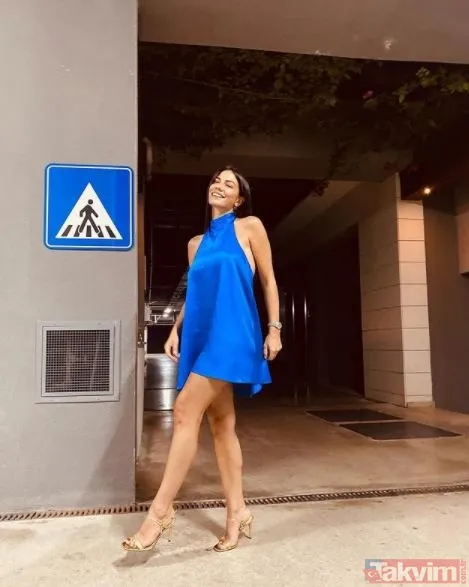 Demet Özdemir derin yırtmaç ve beline kadar sırt dekoltesiyle tupturuncu! Acun Ilıcalı projesi olduğu iddia edilmişti - 7