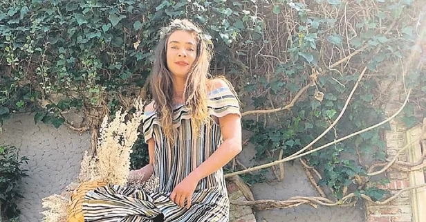 Güzel oyuncu Müge Boz, yazı erken getirdi