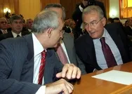 Deniz Baykal ‘Darbeci askerler sivil mahkemede yargılansın’ dedi, yasanın Meclis’ten geçtiği gece kasedi yayınlandı