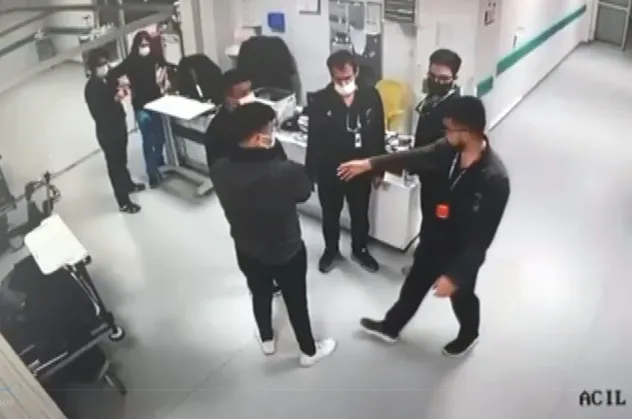 Sağlıkta kumpası takvim.com.tr manşetleriyle ifşa etmişti! FETÖ'cü doktora "yaralama" ve "iftira" davası