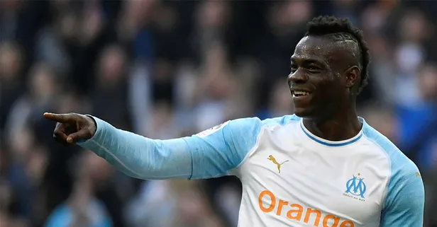 Fenerbahçe'nin Mario Balotelli'ye yaptığı transfer teklifinin detaylar belli oldu