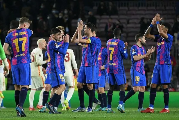 cimbom-barcelonaya-aslan-gibi-direndi-barcelona-0-0-galatasaray-mac-sonucu-ozet-1646950432447.jpeg Cimbom Barcelona'ya 'Aslan' gibi direndi! (Barcelona 0-0 Galatasaray MAÇ SONUCU ÖZET)-6