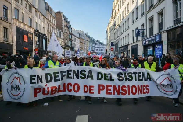 Paris yangın yeri! Fransa'daki 'emeklilik' reformu gösterilerinde gençler de sahnede: Macron'a tepki büyük - 19